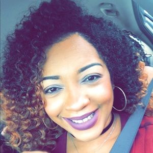 Meet your Posher, Noel